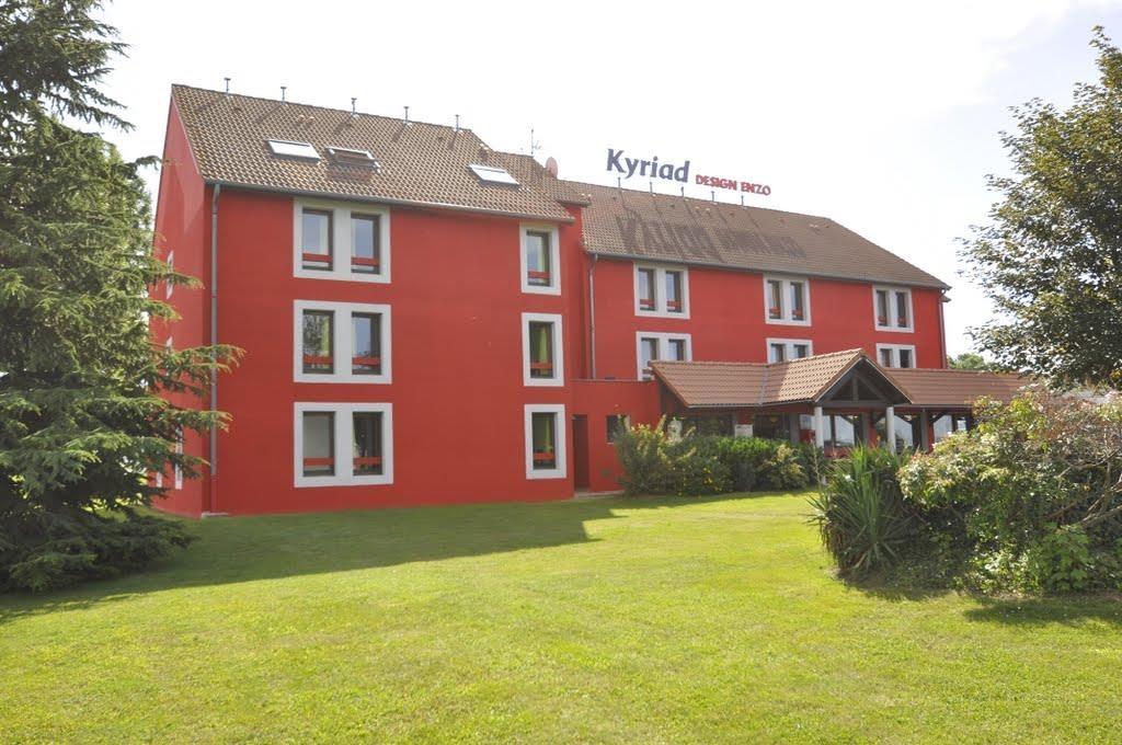 Kyriad Montlucon - Saint Victor Bagian luar foto